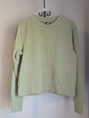 Avia Light Green Crewneck Thumb Hole Sweatshirt Size Medium